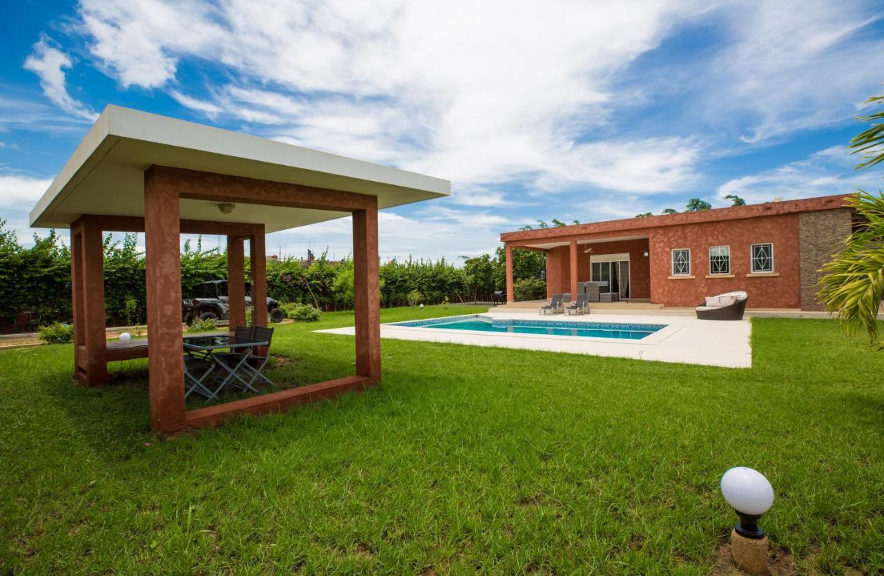 Maison K.E.N.Z.A M'Bour Exterior photo